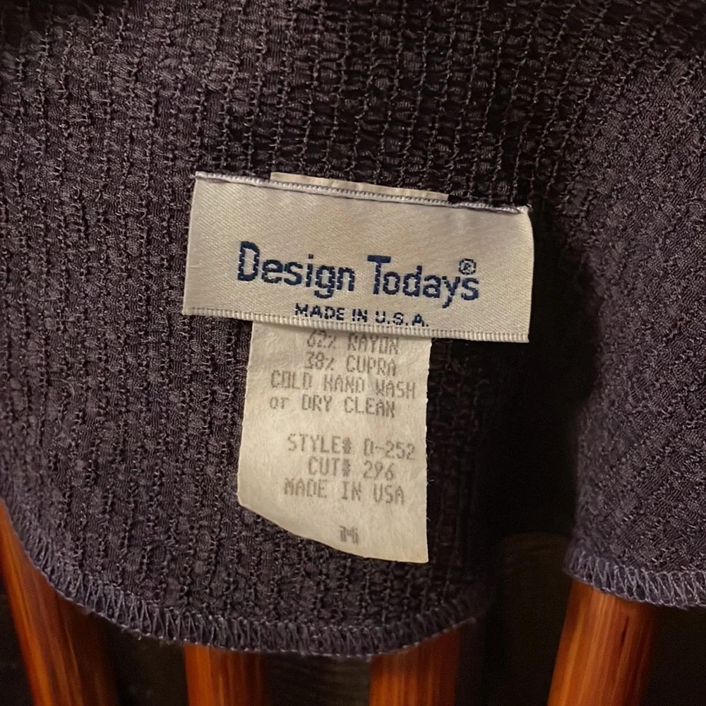 Vintage Design Todays purple matching cardigan jacket skirt set size medium
